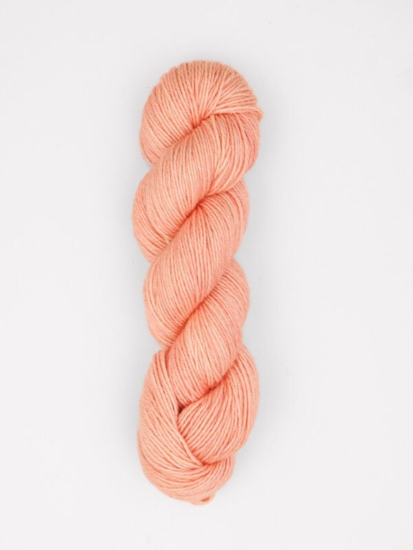 Coleccion Luna color Coral Cloud Symfonie Yarns